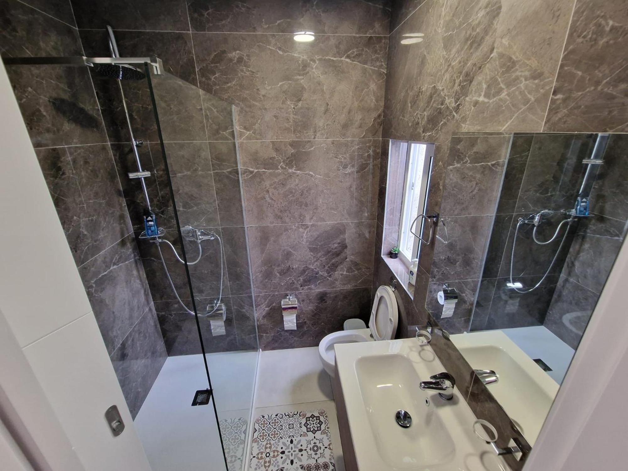 Apartment Sky 3 *